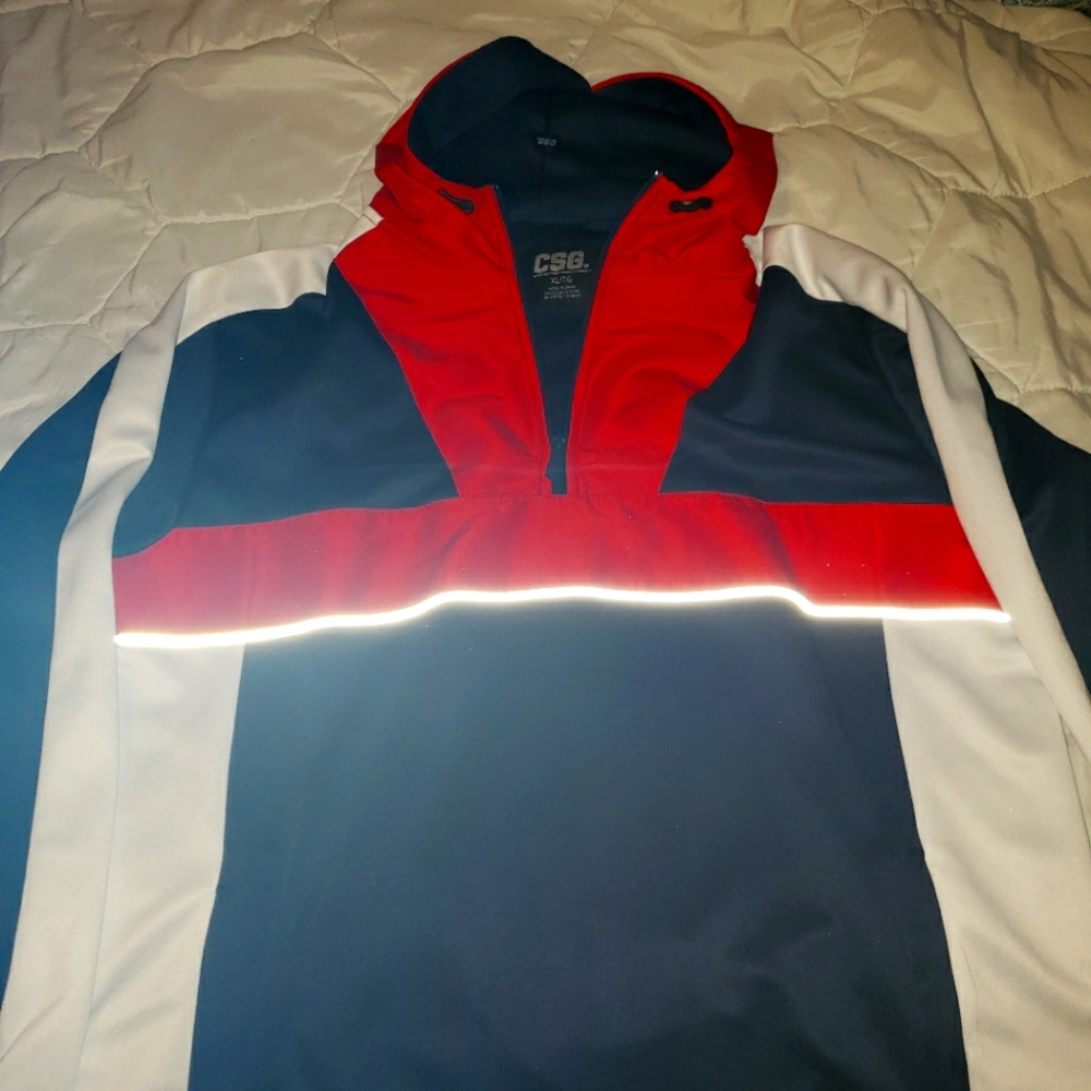 Brand new pullover jacket from Champs never worn!!